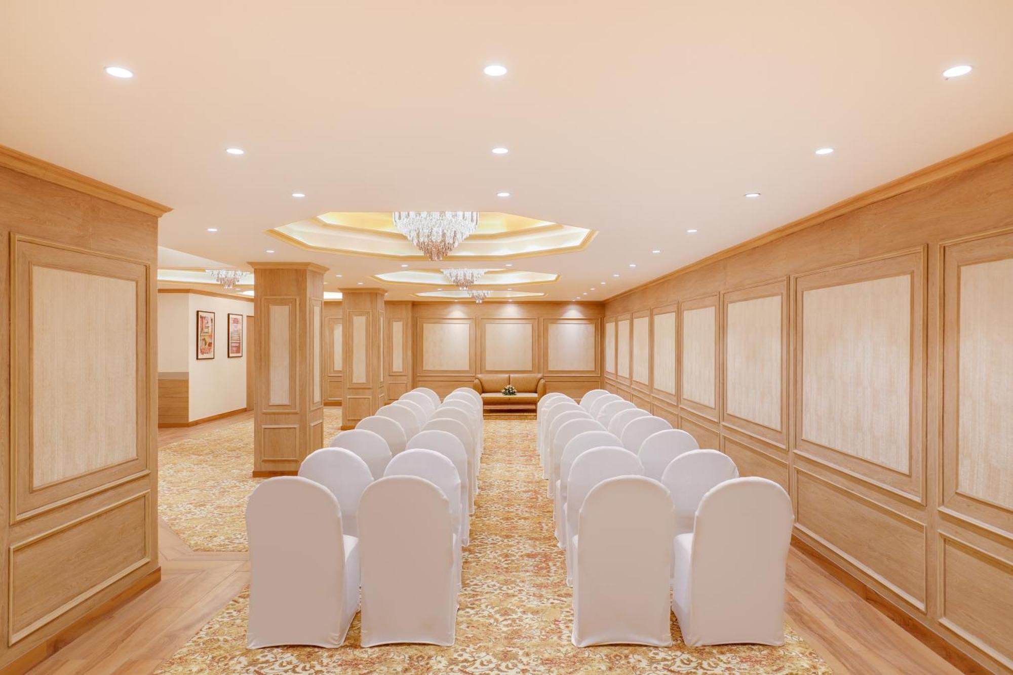 Lemon Tree Hotel Bhopal Dış mekan fotoğraf